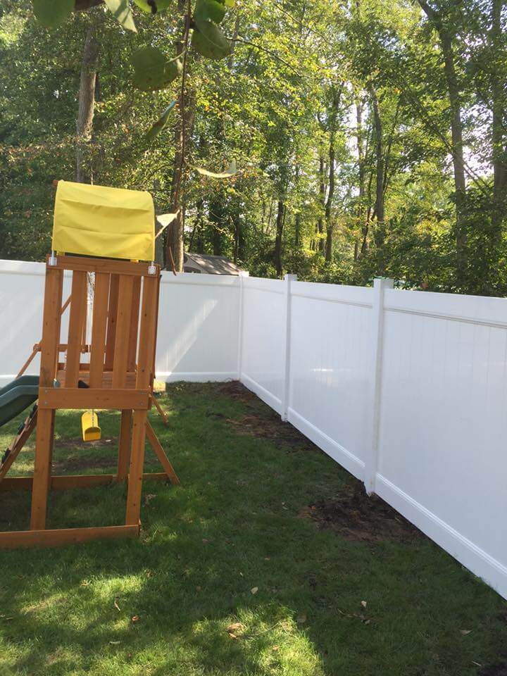 Vinyl Fence Installation 9 Fence Contractor Peekskill, NY